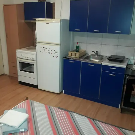 Natalija Lejlighed Apatin