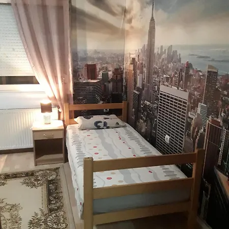 Natalija Lejlighed Apatin